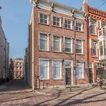Nieuwehaven25 Hotel