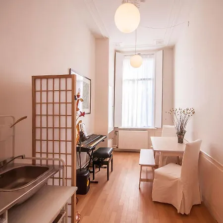 فندق Nieuwehaven25 *